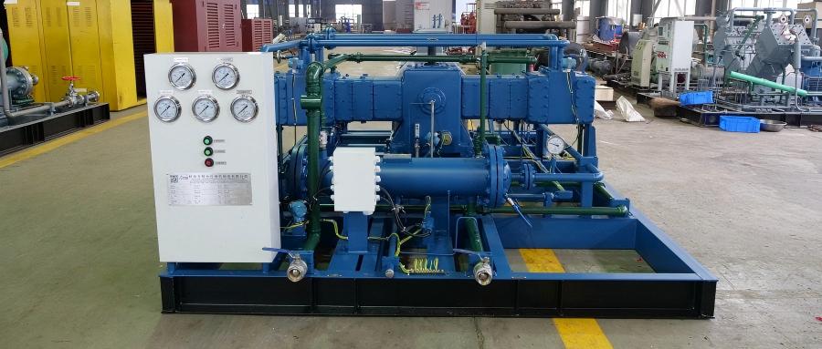 reciprocating piston compressor .jpg
